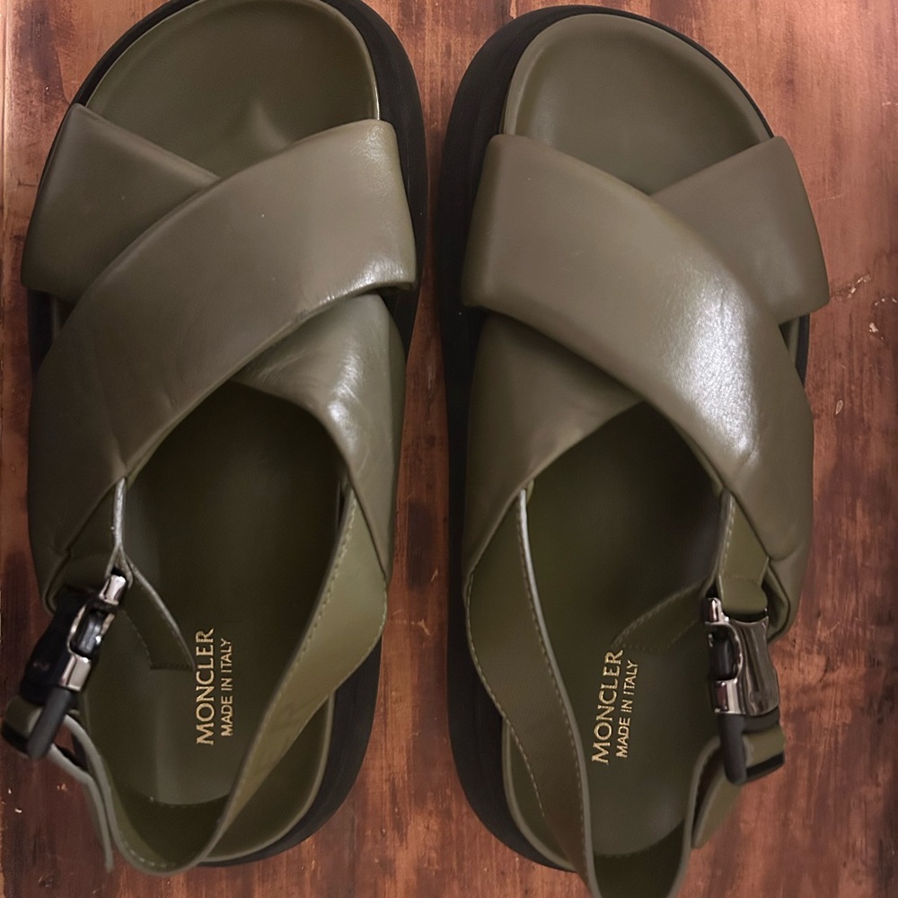 NWOT Moncler Olive Green Sandals